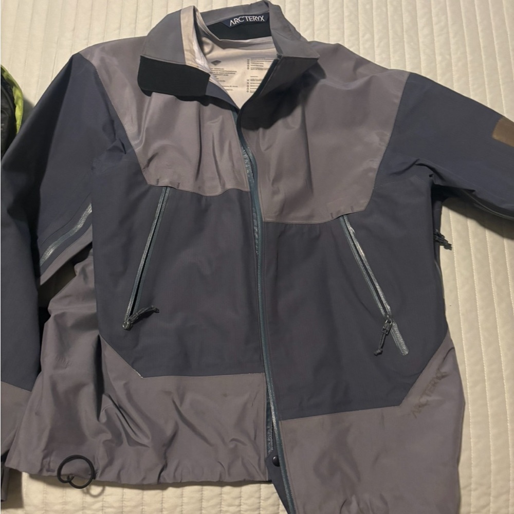 Men’s Large Arctetyx shell jacket. Worn +/- 10x, $349 new, priced to move.